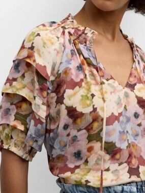 Rails Paris painted flower, blouse, elbow length sleeves small